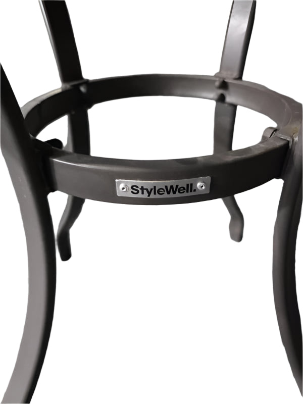Glass Top "Style Well" Outdoor Patio Table